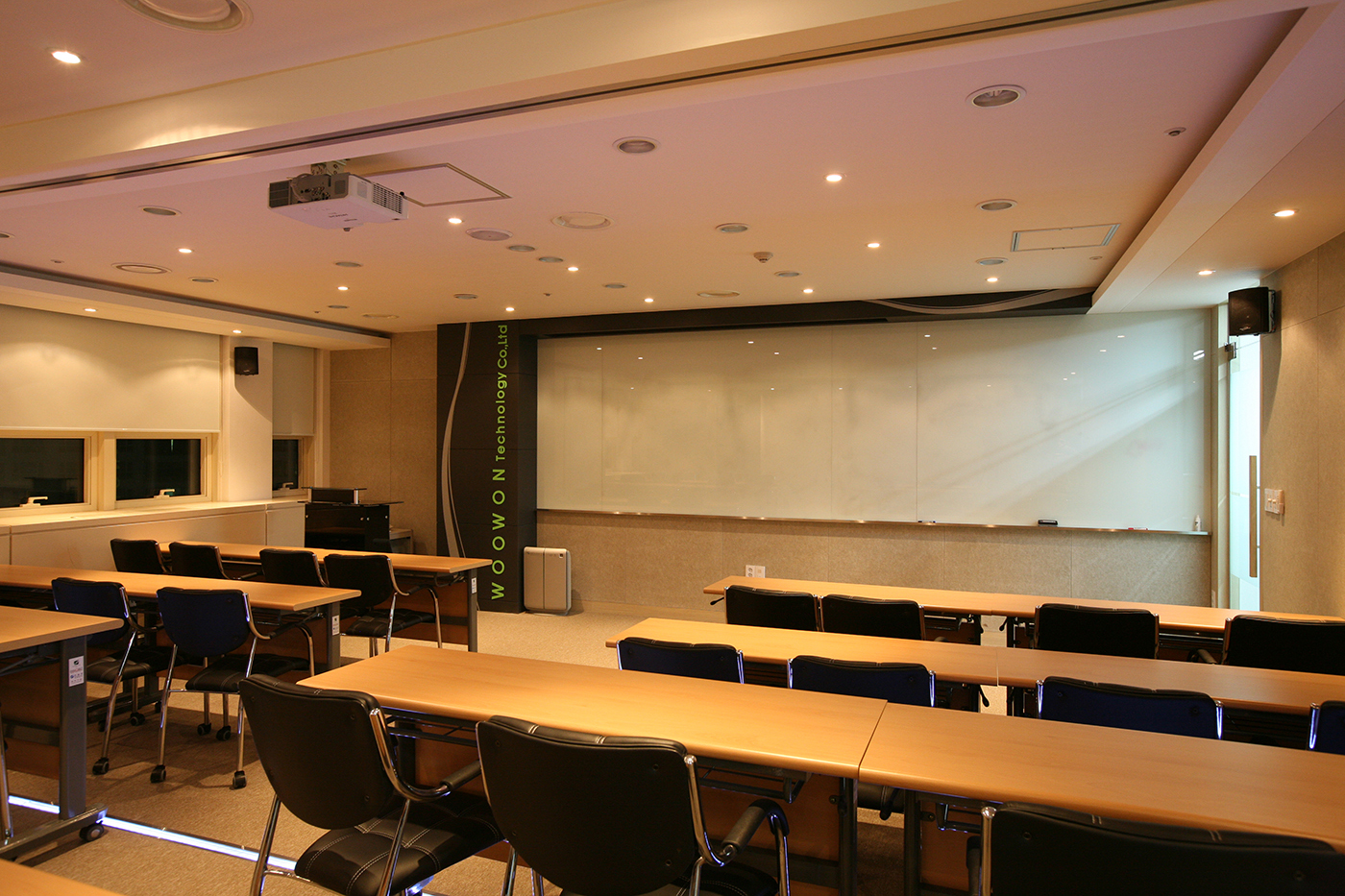 크리프 인테리어 - WOOWON TECHNOLOGY CAFETERIA